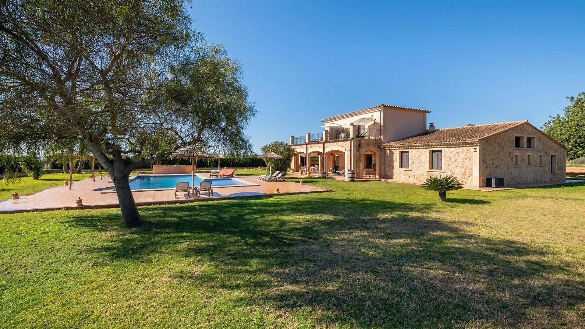 Sol Y Vida En Agroturismo Son Sampoli Llucmajor  Villa