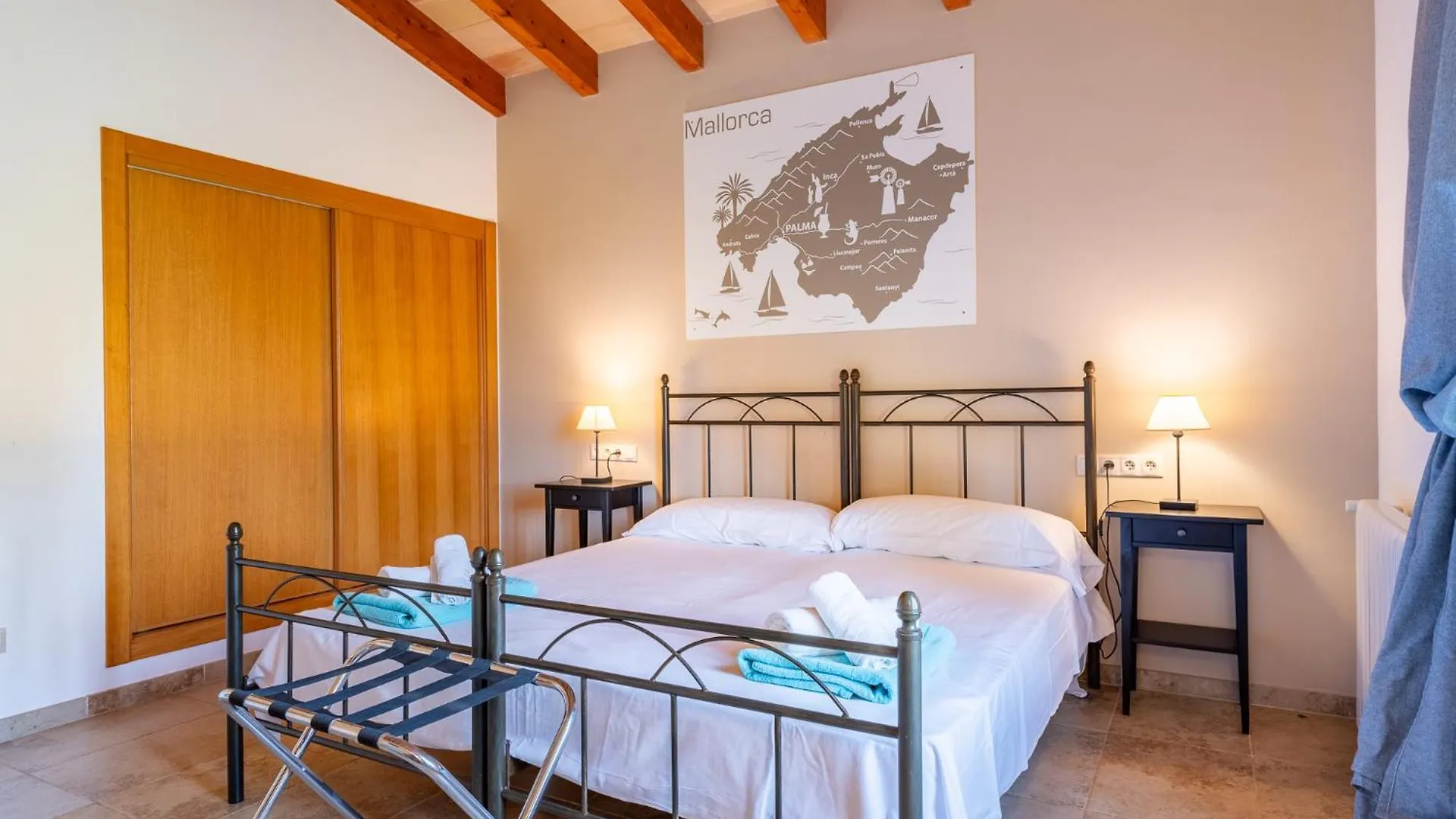 Sol Y Vida En Agroturismo Son Sampoli Llucmajor  Llucmajor (Mallorca)