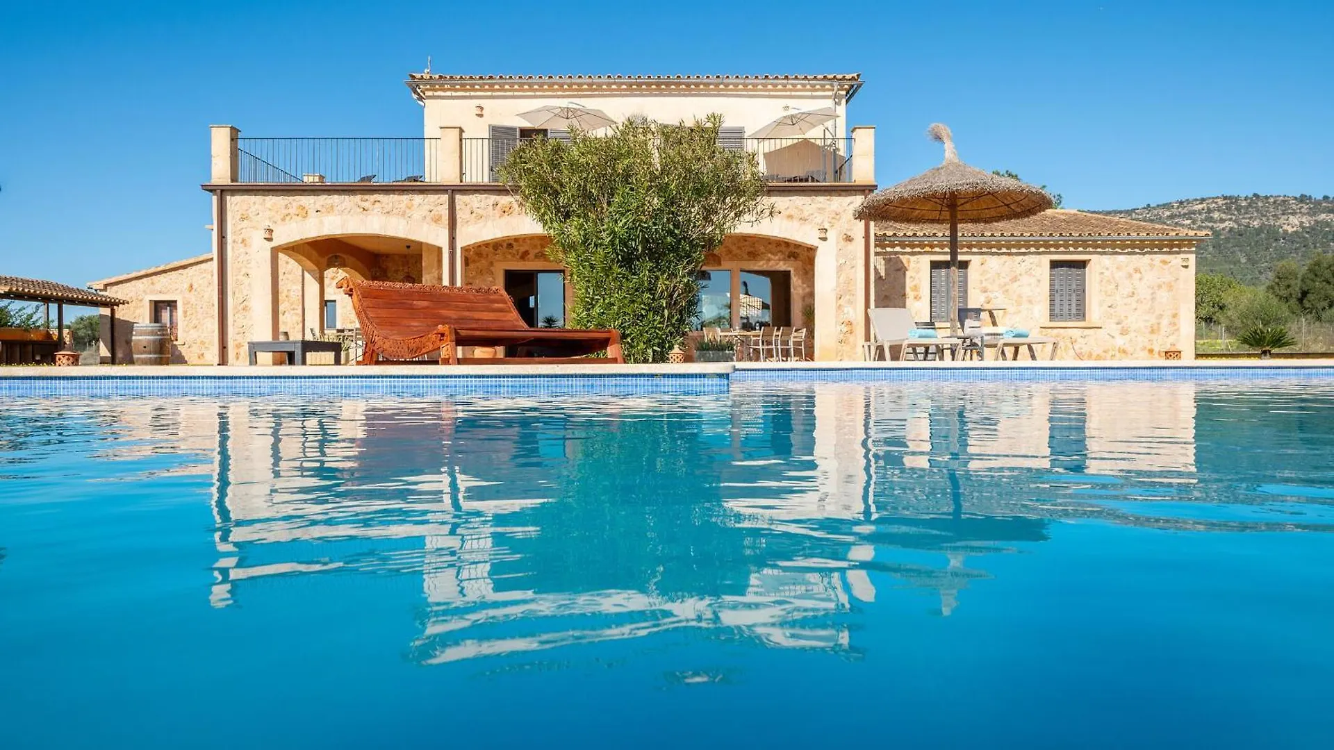 Sol Y Vida En Agroturismo Son Sampoli Llucmajor  Spain